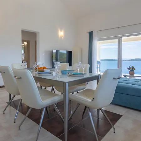 Danijela With Private Jacuzzi And Parking Apartamento