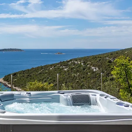 Apartamento Danijela With Private Jacuzzi And Parking *