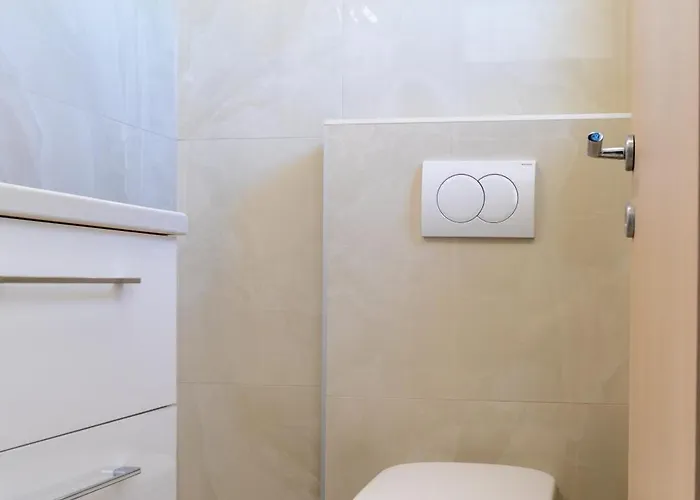 Apartamento Danijela With Private Jacuzzi And Parking